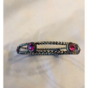 New Double Twisted metal bracelet with hot pink stones